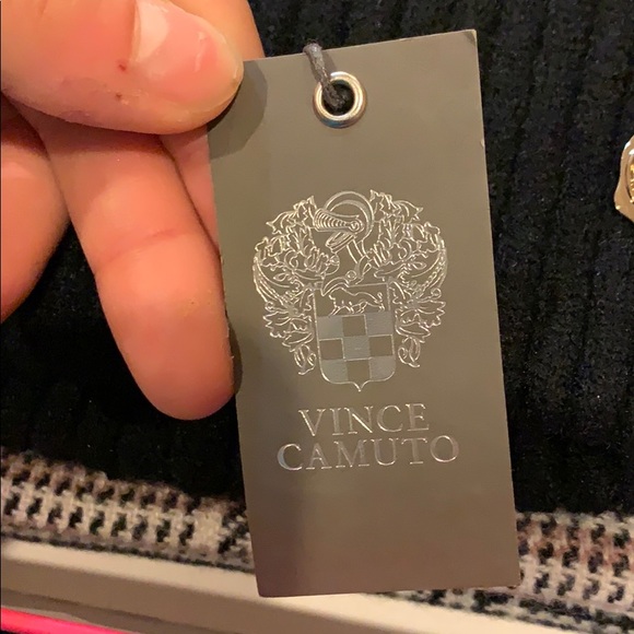 Vince Camuto Beanie and Scarf Set - Picture 2 of 5